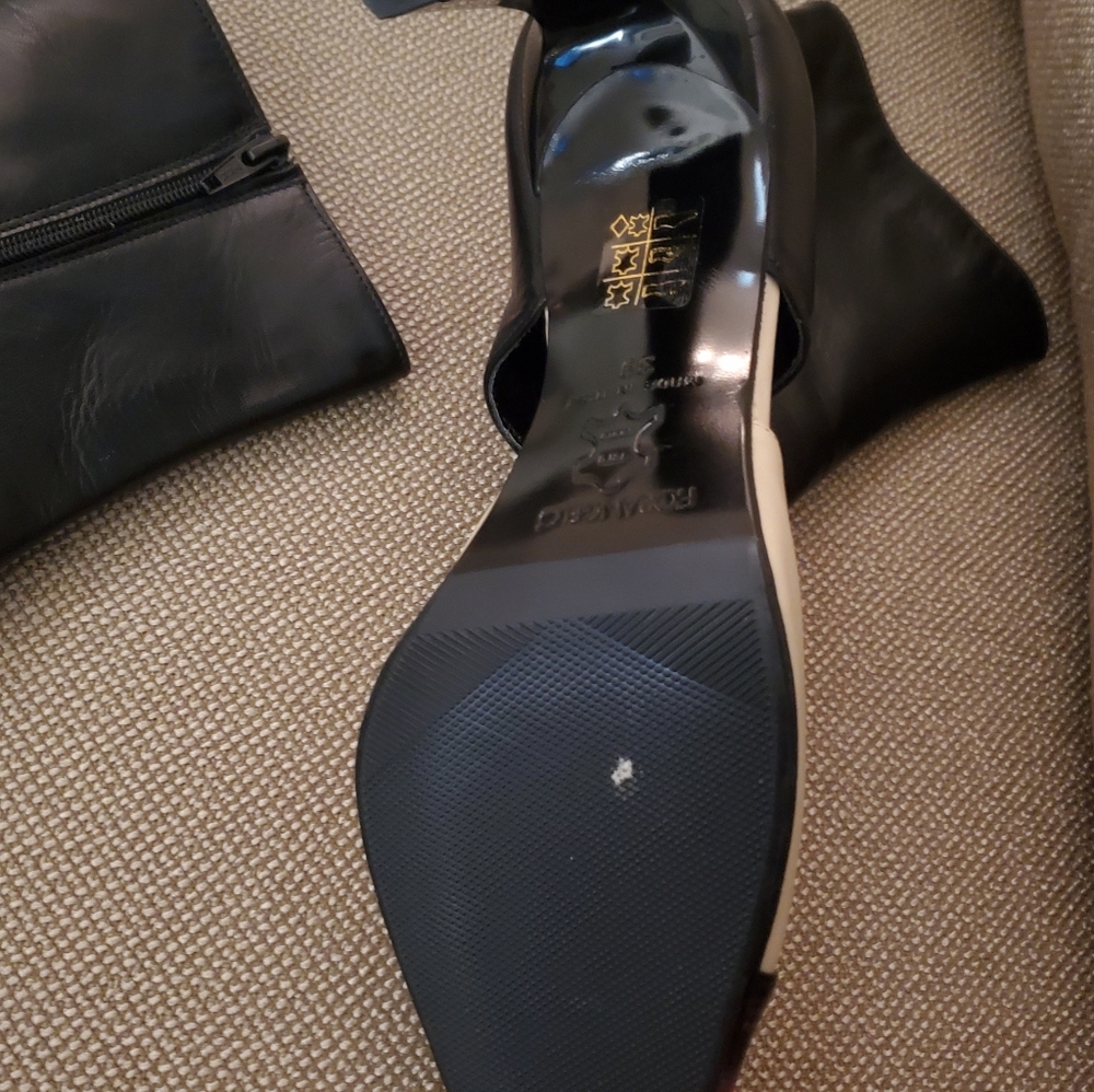 Fiorangelo Heels - Picture 3 of 3
